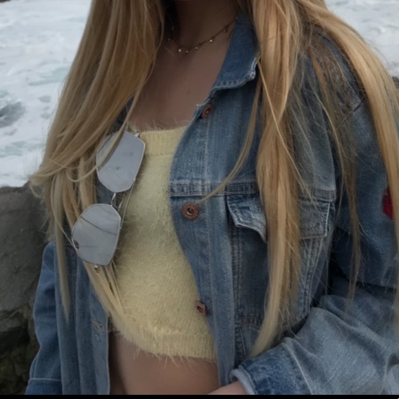 Yellow cozy crop top - Picture 2 of 4